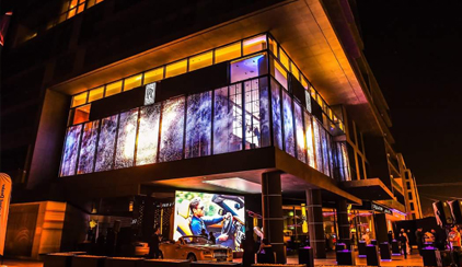 迪拜勞斯萊斯汽車4S店116㎡戶外LED透明屏（TW）